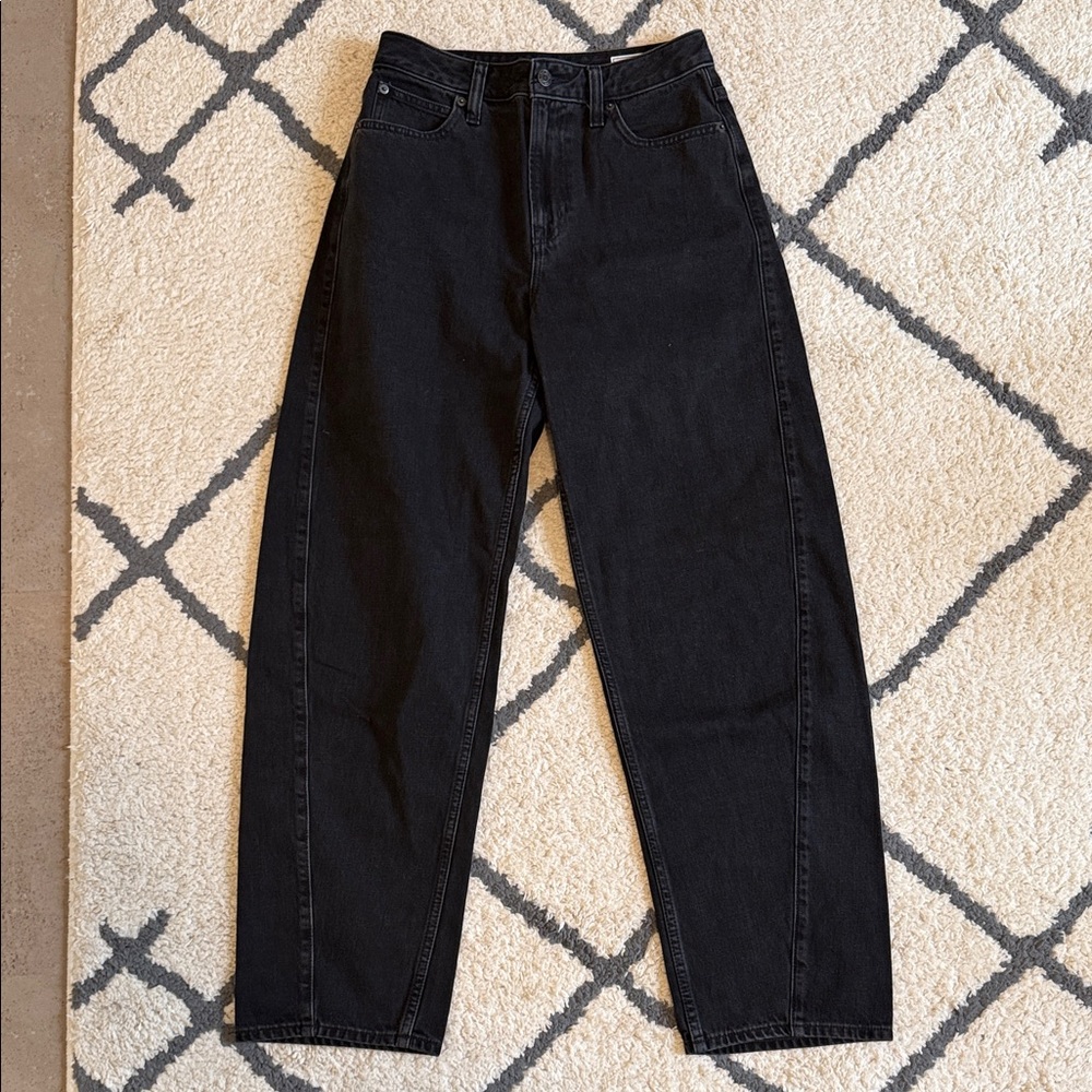 GAP curvy barrel jeans 27 long